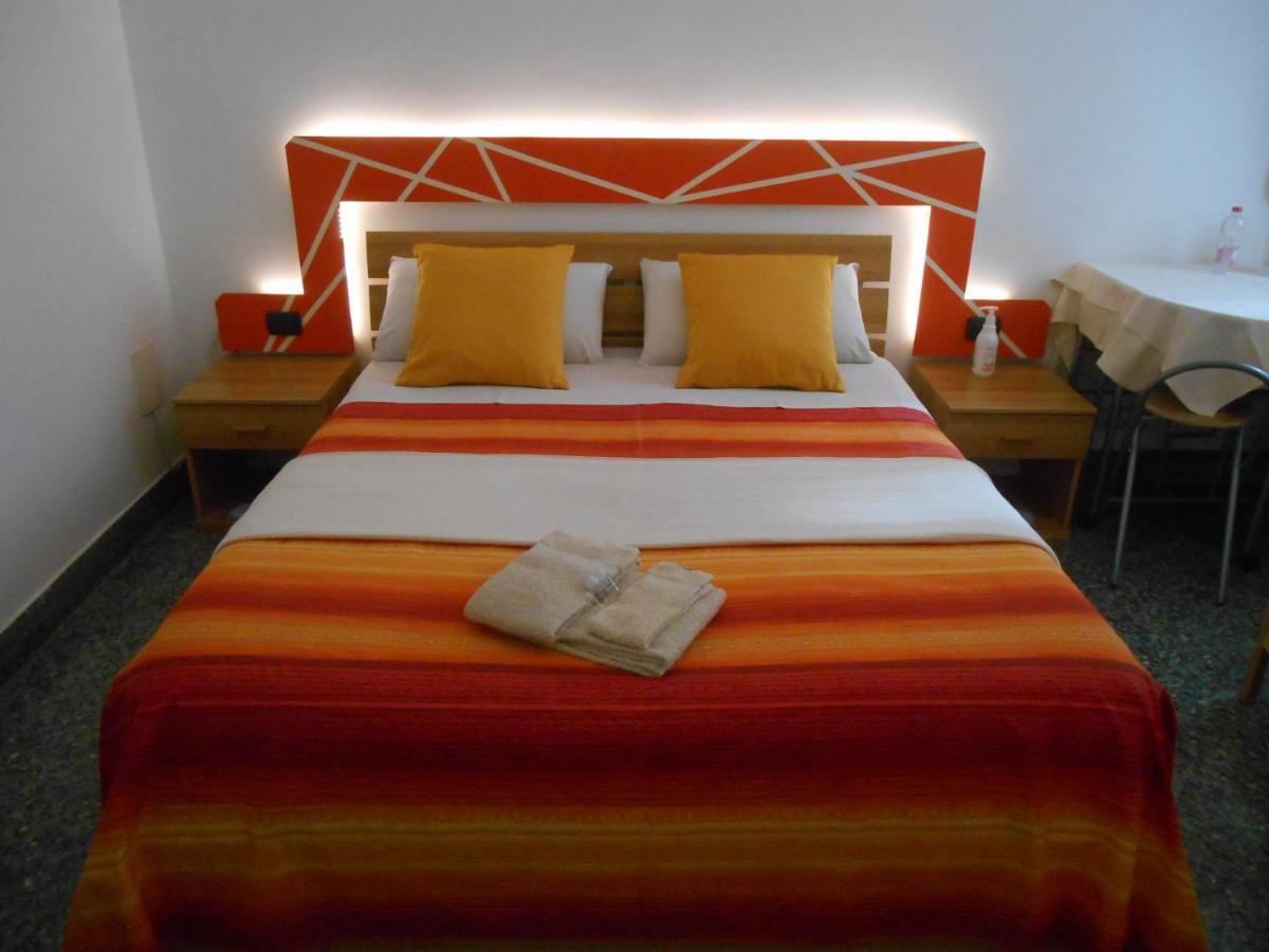 Le Rose Malpensa Bed & Breakfast Busto Arsizio Luaran gambar