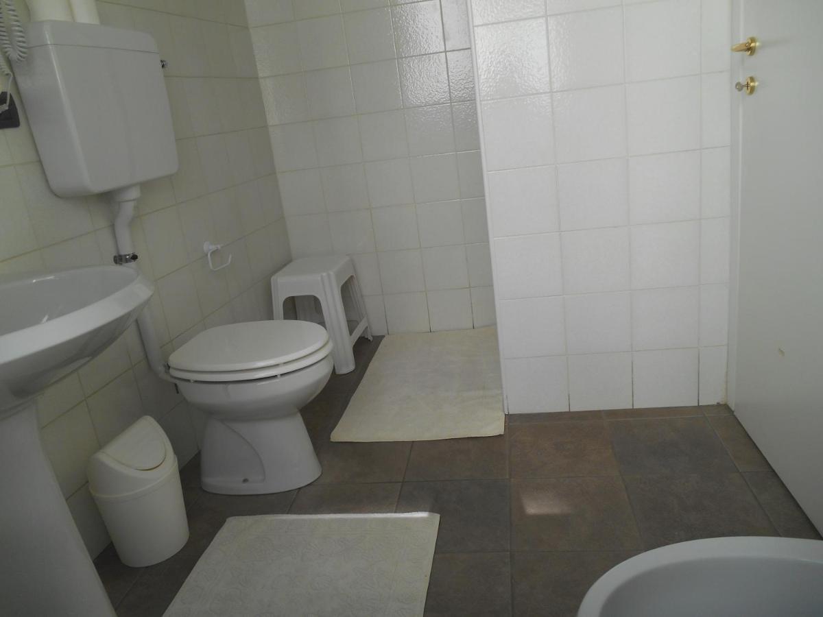 Le Rose Malpensa Bed & Breakfast Busto Arsizio Luaran gambar